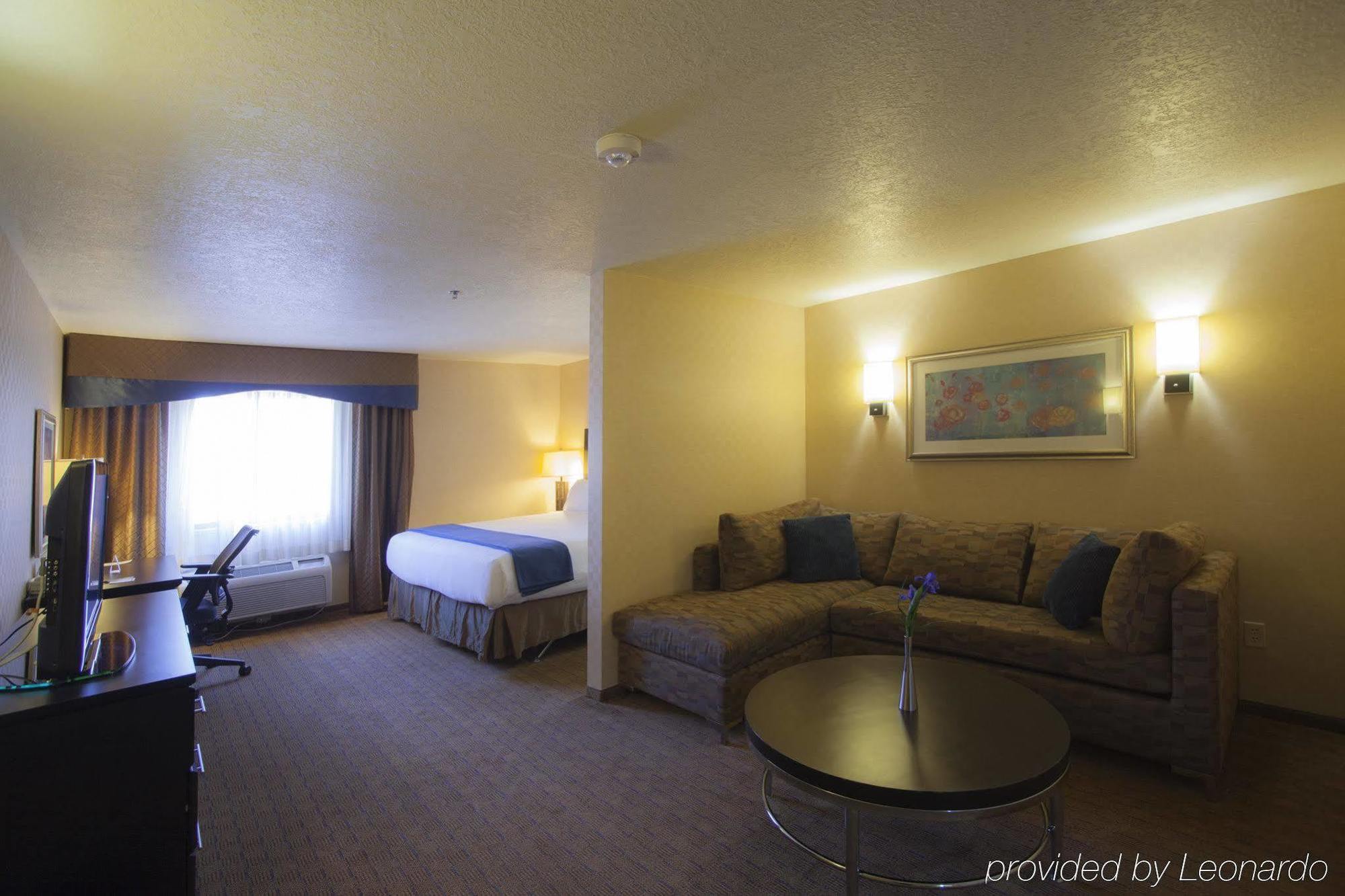 Holiday Inn Express Hotel & Suites Albuquerque - North Balloon Fiesta Park By Ihg Exterior foto