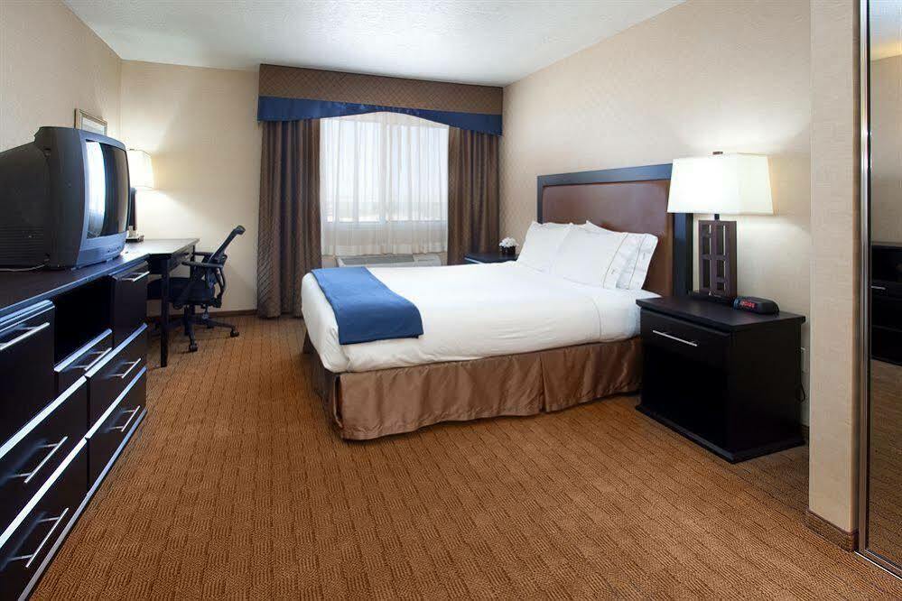 Holiday Inn Express Hotel & Suites Albuquerque - North Balloon Fiesta Park By Ihg Exterior foto